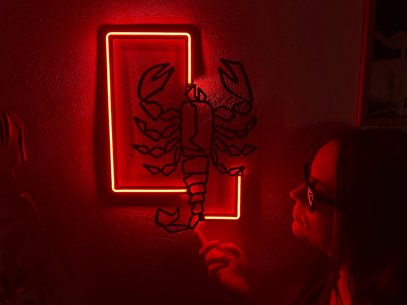 Scorpion Neon Metal Sign