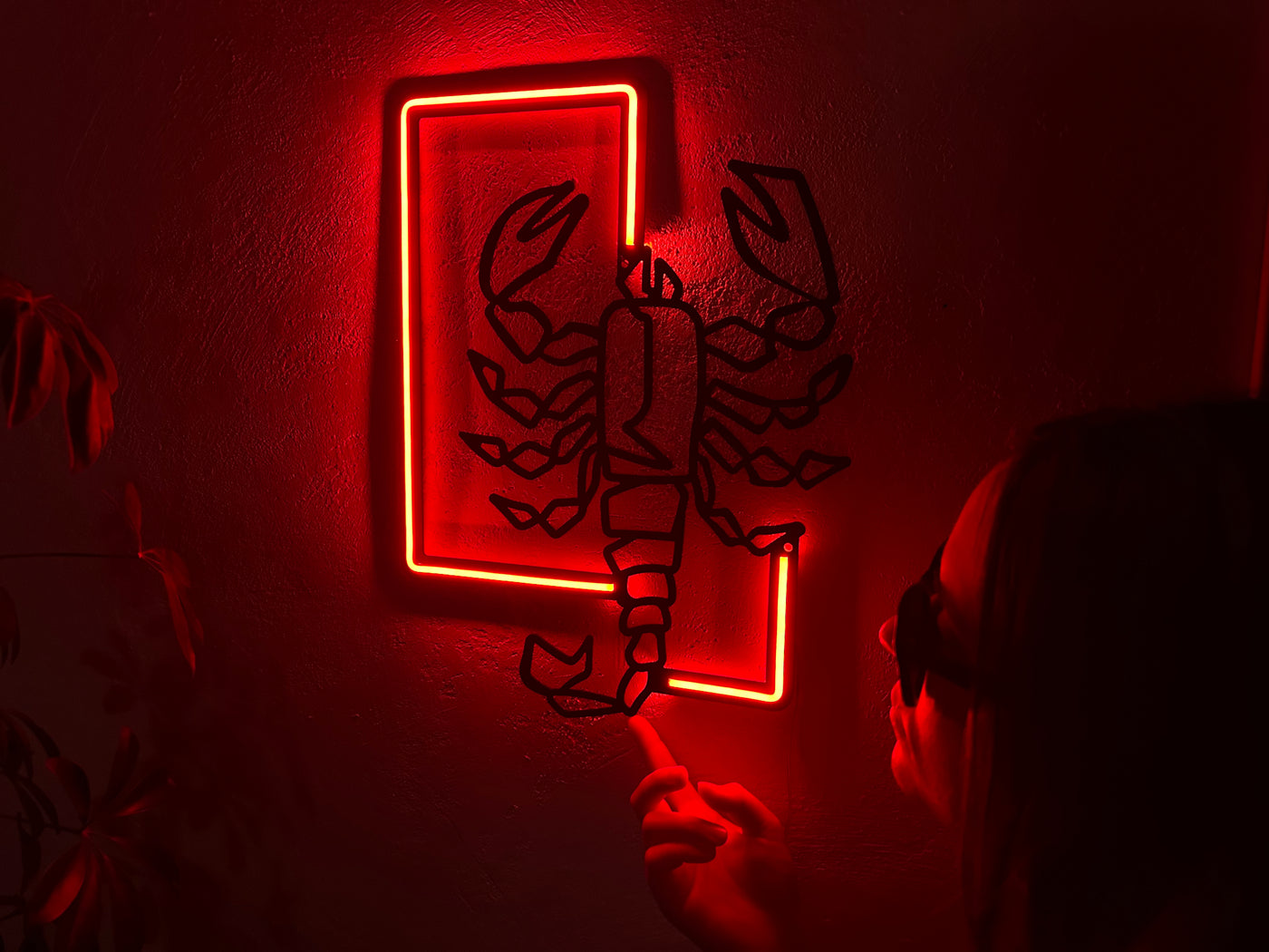 Scorpion Neon Metal Sign