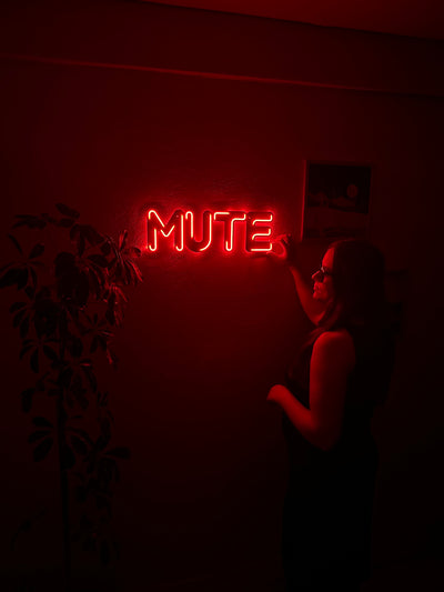 Mute Neon Metal Sign