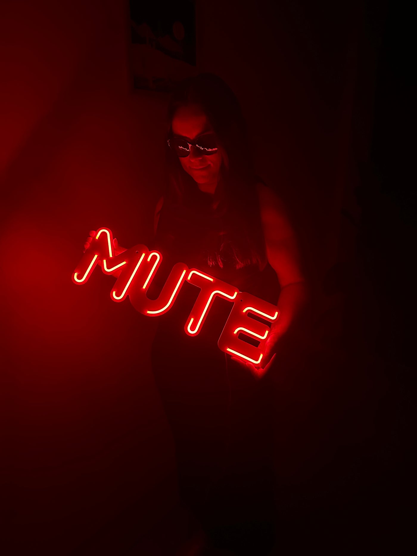 Mute Neon Metal Sign