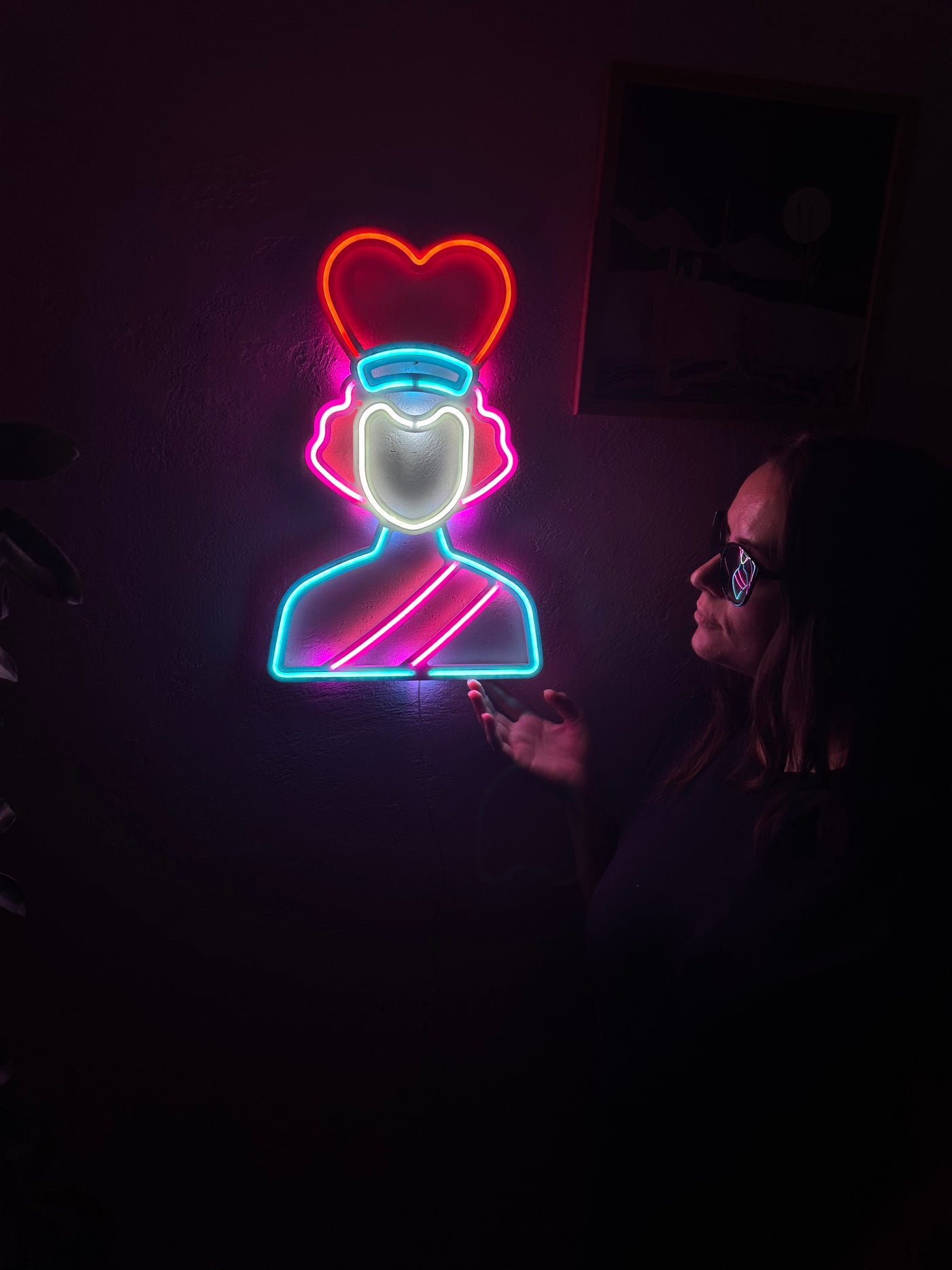 Queen Neon Metal Sign