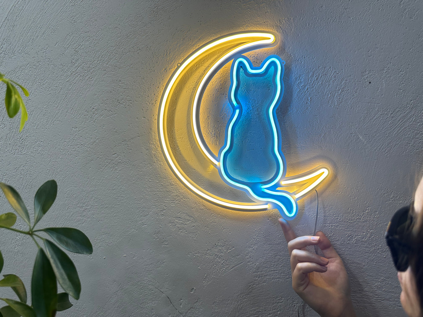 Luna Neon Metal Sign